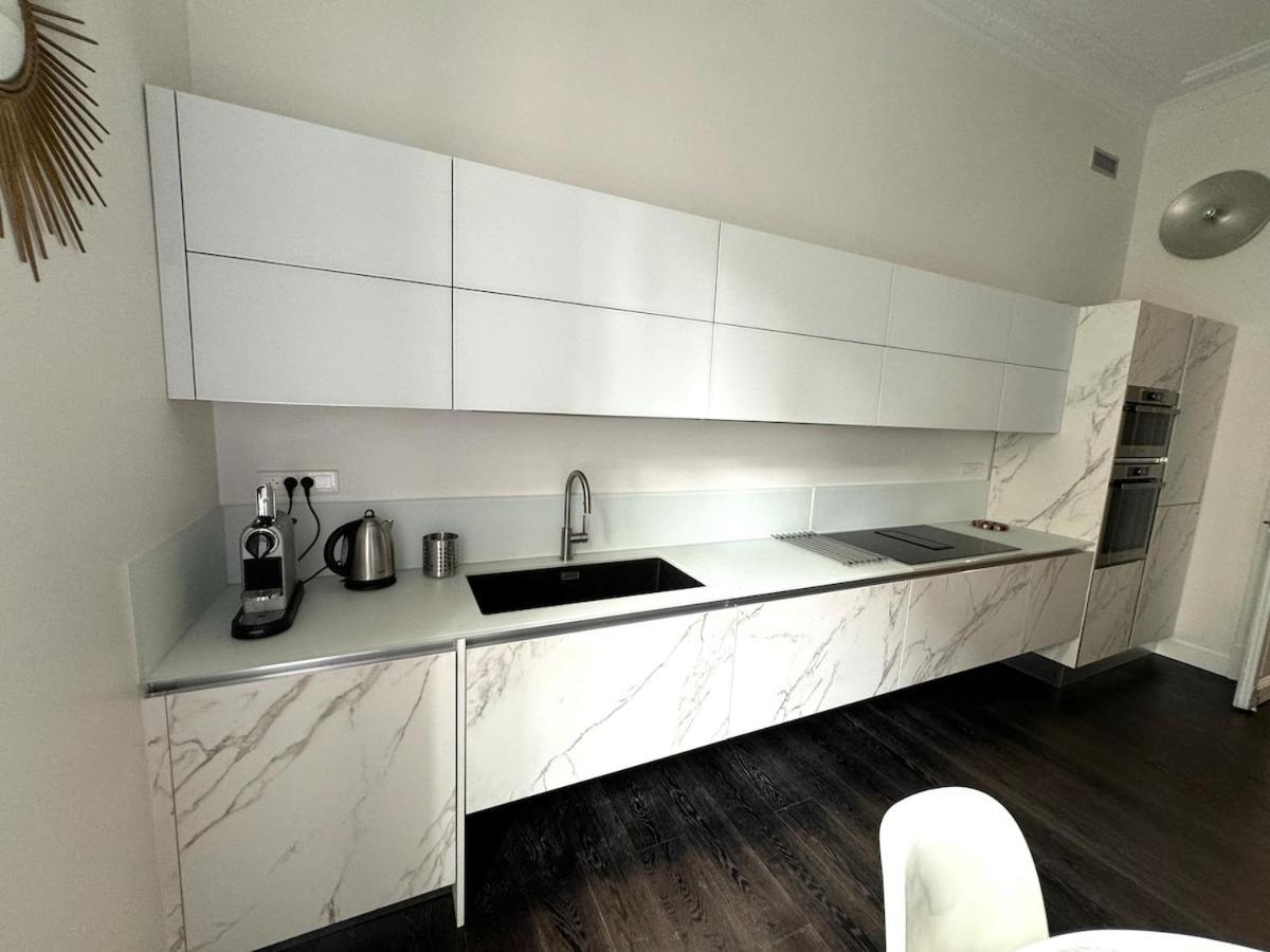 Carre D'or, Superbe Sur Jardin, Elegant Et Ensoleille Appartement *